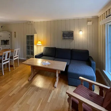 Casa vacanze 2 Bedroom Stunning In Kristiansand