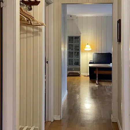 2 Bedroom Stunning In *