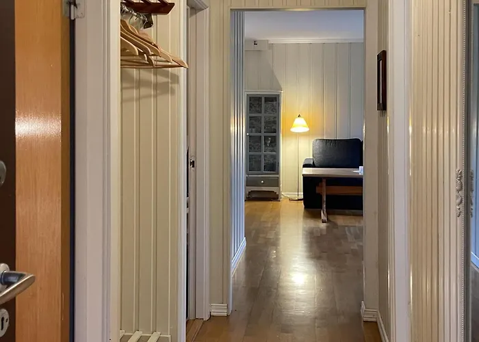 2 Bedroom Stunning In *